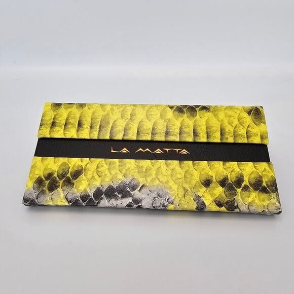La Matta Collapsible Eyeglasses Case Yellow Faux Snake Skin Magnetic Cover 6.5" - Picture 1 of 7
